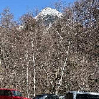 険しい阿弥陀岳にゃ