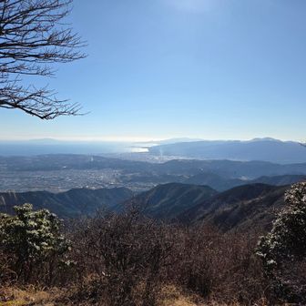木ノ又大日山頂付近から大倉尾根＆三ノ塔尾根、渋沢丘陵方面。
