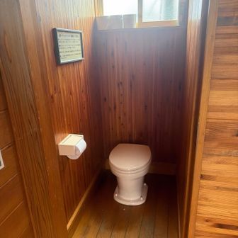 トイレもキレイです