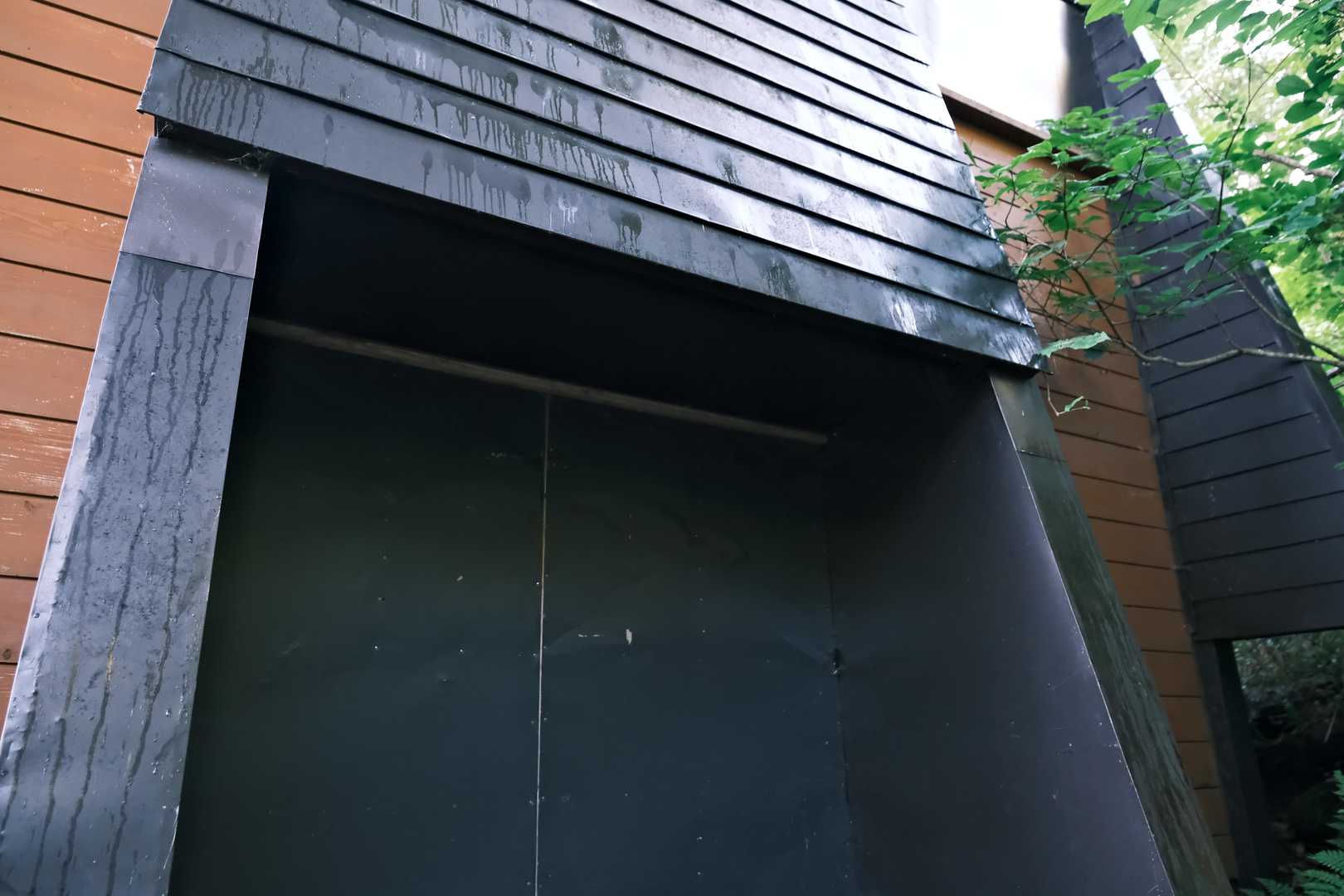 小屋閉まってた