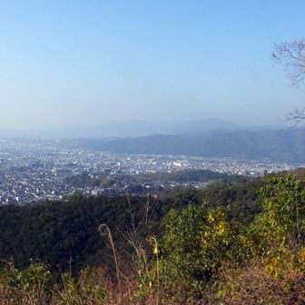 展望所から西山