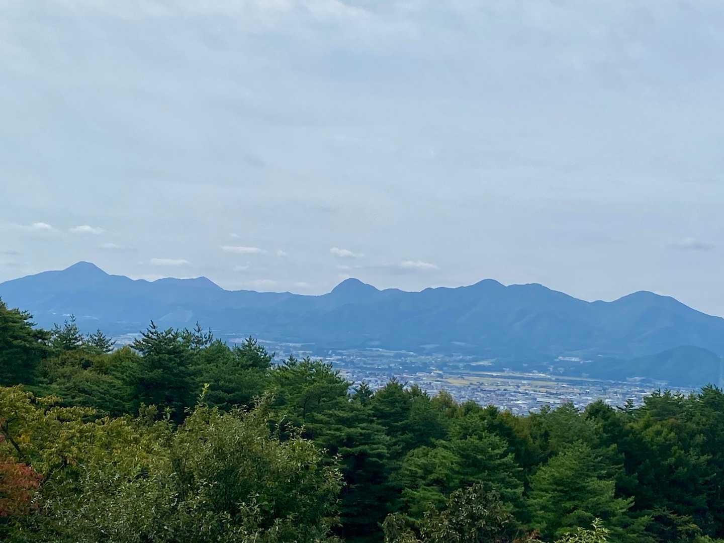 紫波三山