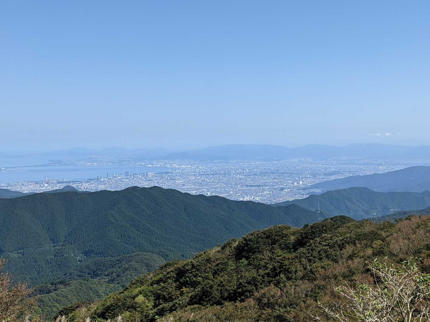 少しかすんでました