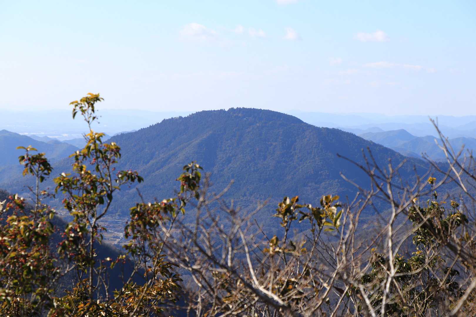 隣の播州清水山(御嶽山)