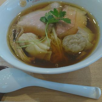 ラーメン大好きふじこさん