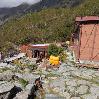 岳沢小屋
