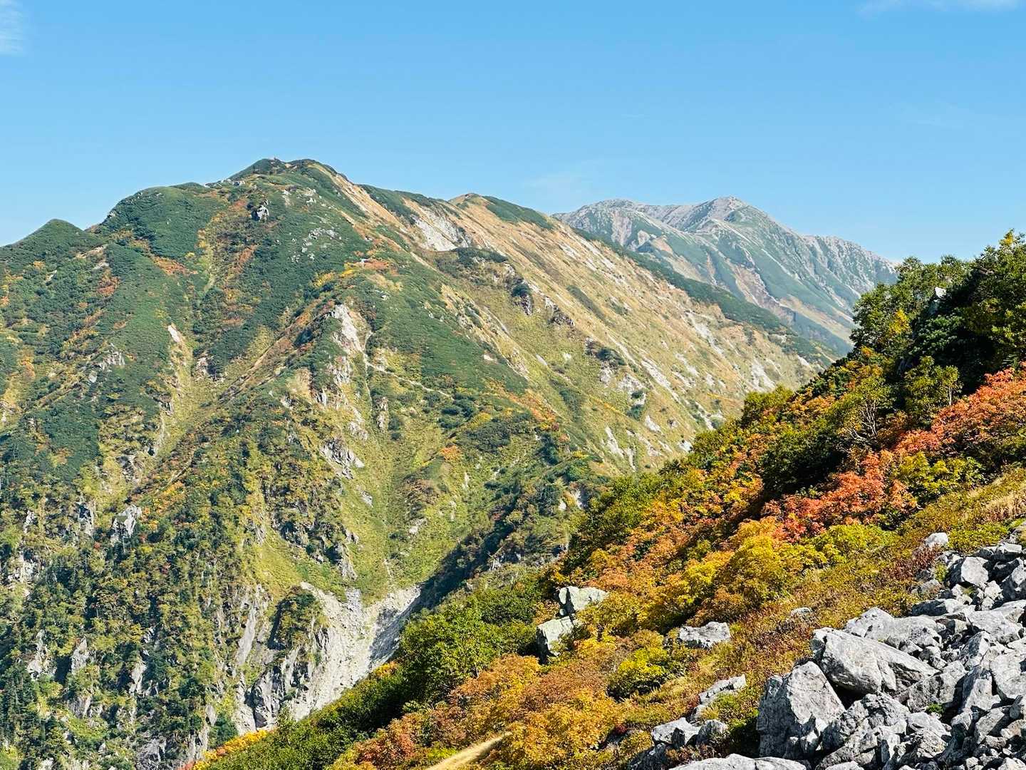 奥大日岳もうちゅくしい🍁