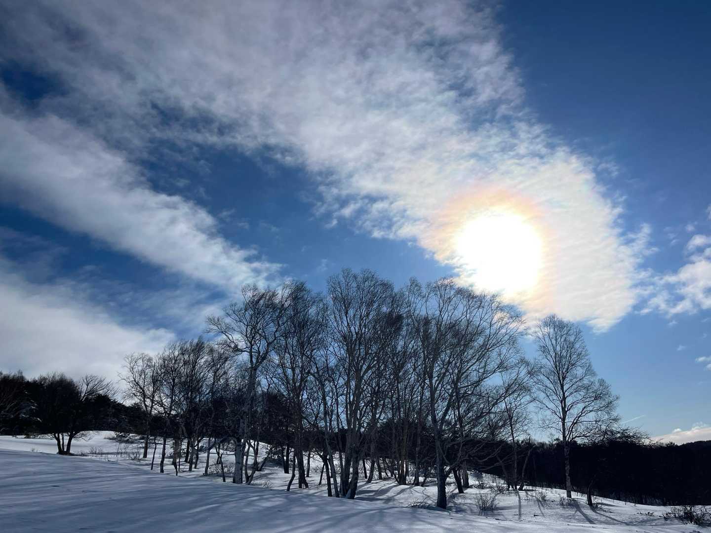 わー太陽と雲が素敵🌈