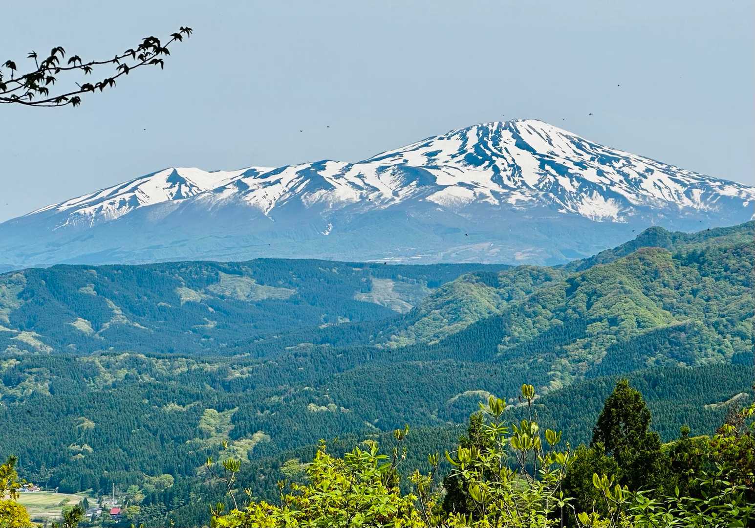 鳥海山がデカイ👍
