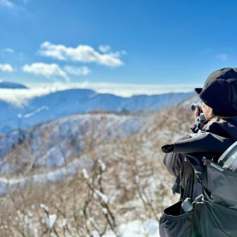 登山道再開したらまた伊吹山に登ろう
伊吹山北隣の国見岳も登りたい山リスト入り