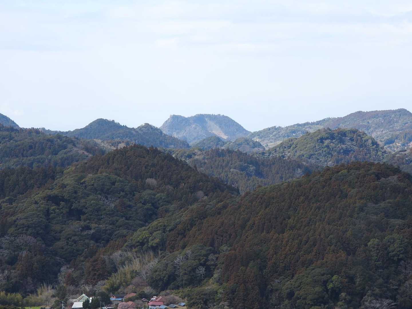 伊予ヶ岳