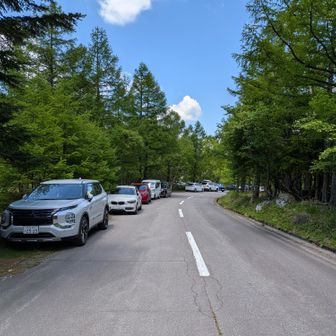 路駐多数。
下りでいっぱい上りの登山者すれ違ったけど、みんなスタート時間遅すぎると思う！