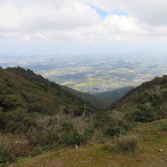 下は、よく晴れているようです。