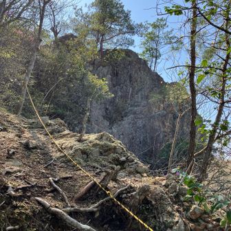 見えた‼︎  覗き岩🪨