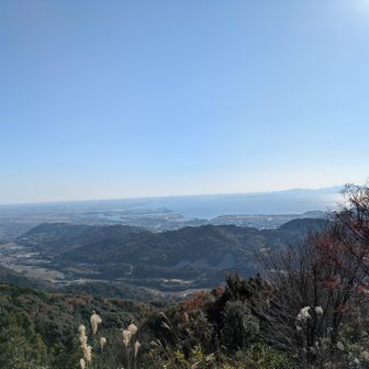 帰りにもう一度宮路山頂からの景色を眺めて