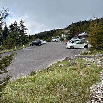 大河原峠に無事下山しました。だいぶ車も減りました。