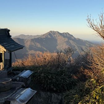 男山というらしい👨⛰️
石鎚山までこの時は余裕で行ける気がしてた🥲