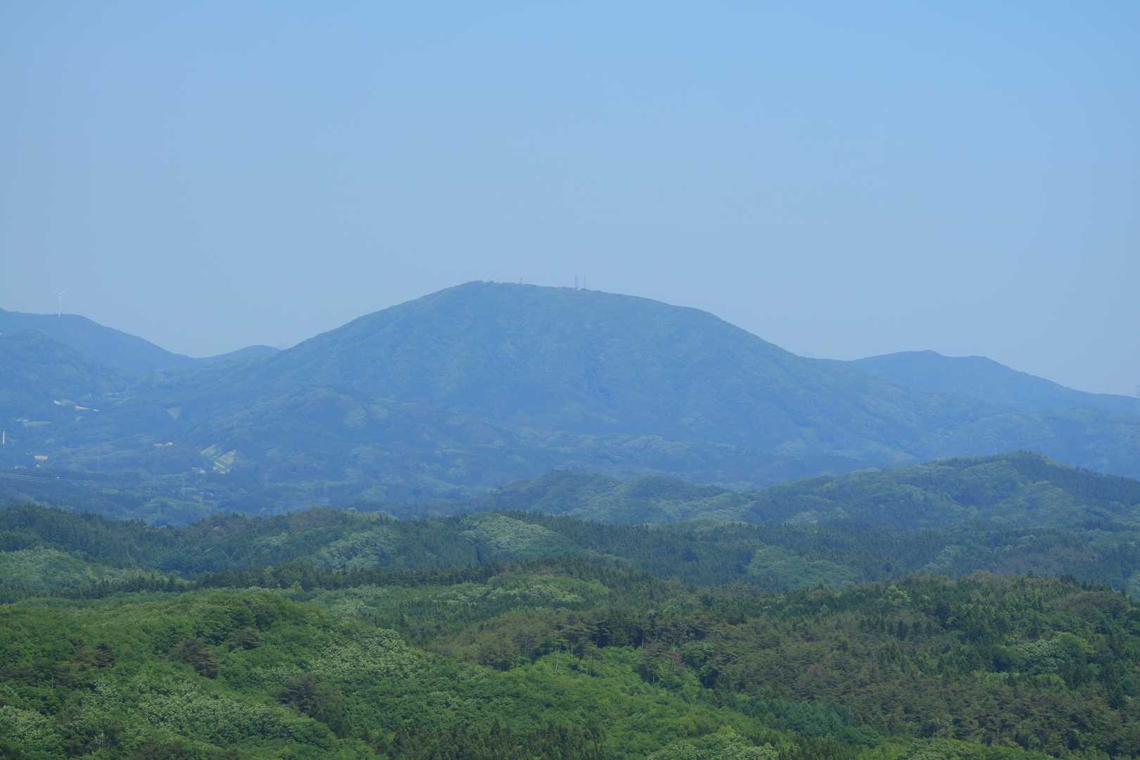 矢大臣山