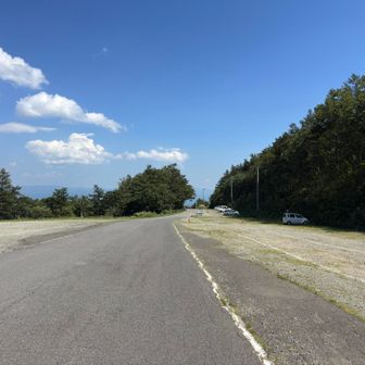駐車場に到着です
おつかれさまでした〜♪

この後、とっても行きたかった温泉に向かいます