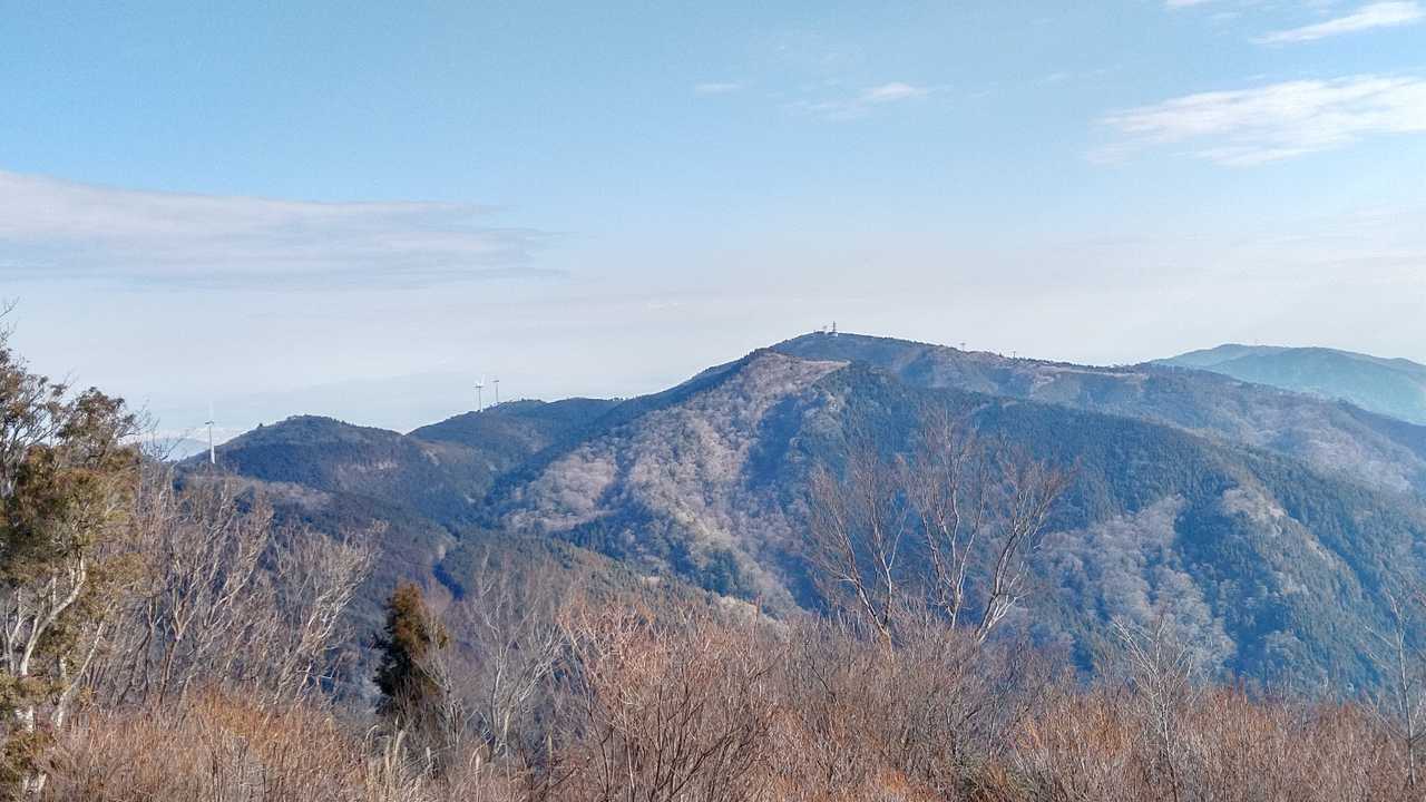 高鉾山山頂より
