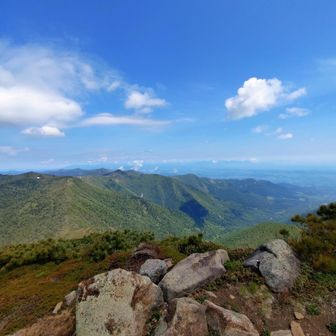 こっちも見通せます
眺望を楽しんだら
芽室岳へ向かいます