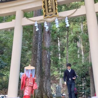 平安衣装をまとった娘さん❤️