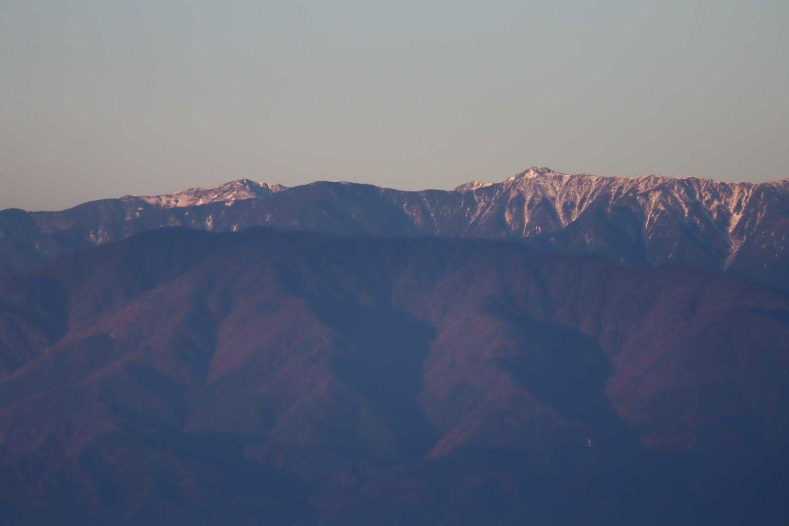 右から塩見岳、蝙蝠岳。