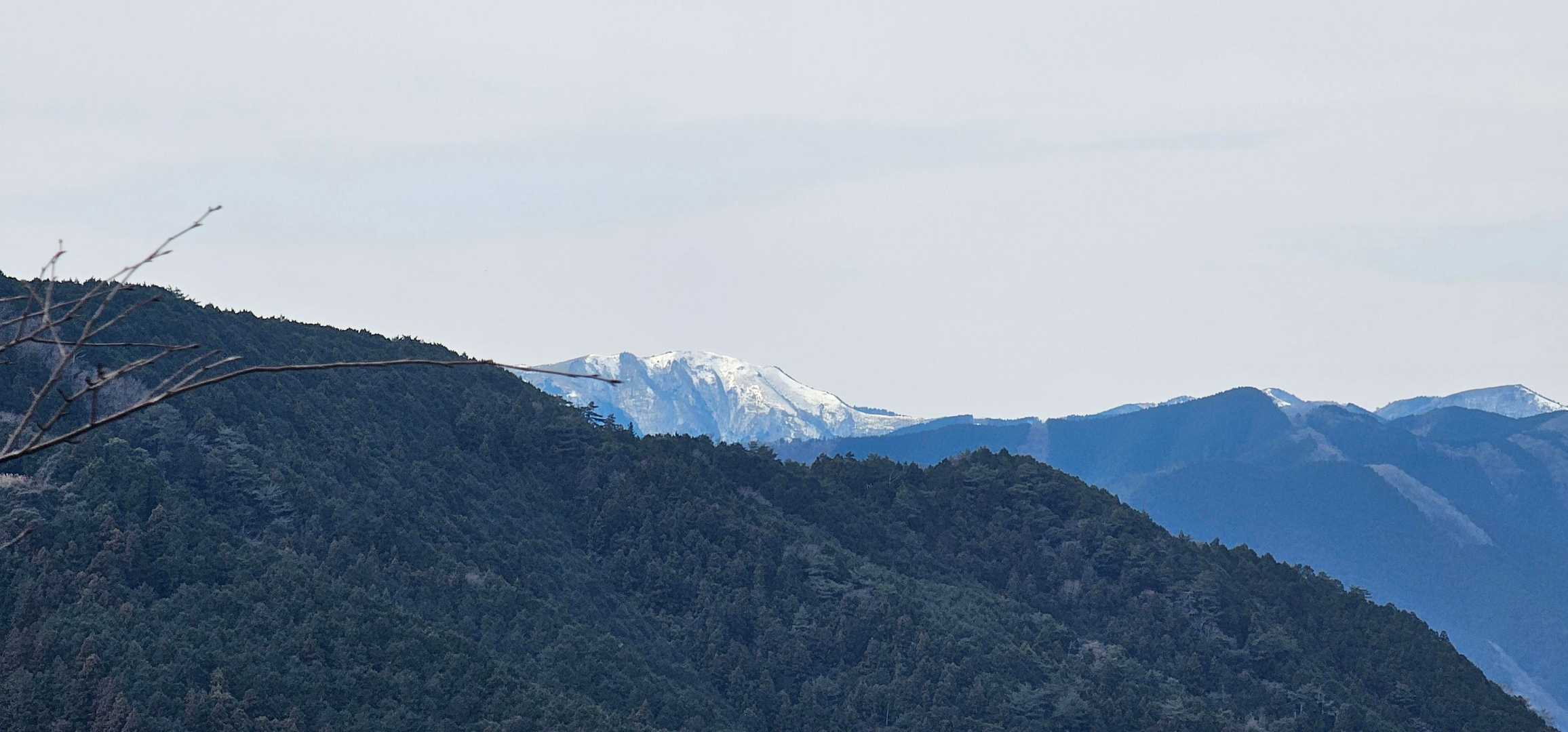 中津明神山ズーム