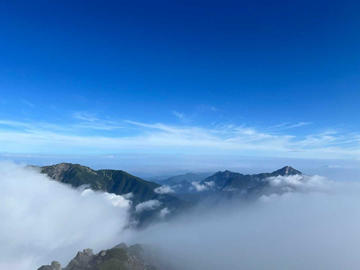 わぁぁぁ🤩仙丈ヶ岳と甲斐駒ヶ岳💓