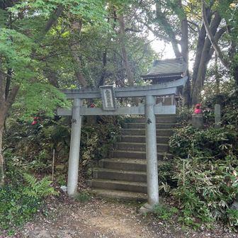 金毘羅社
一号路からはこちらへ進みます