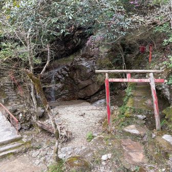 不動滝に到着
駐車場から15～20分ぐらい
迷う場所は無かったです