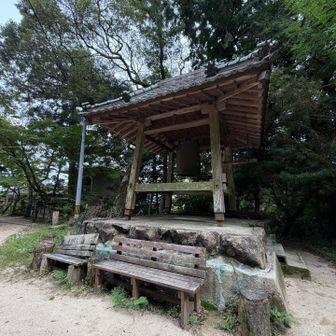 塩尾寺で最後の休憩