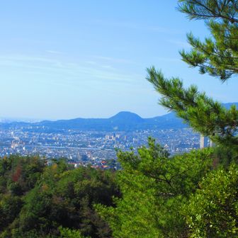 甲山