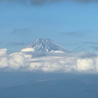 富士山🗻少し見えてきた😊