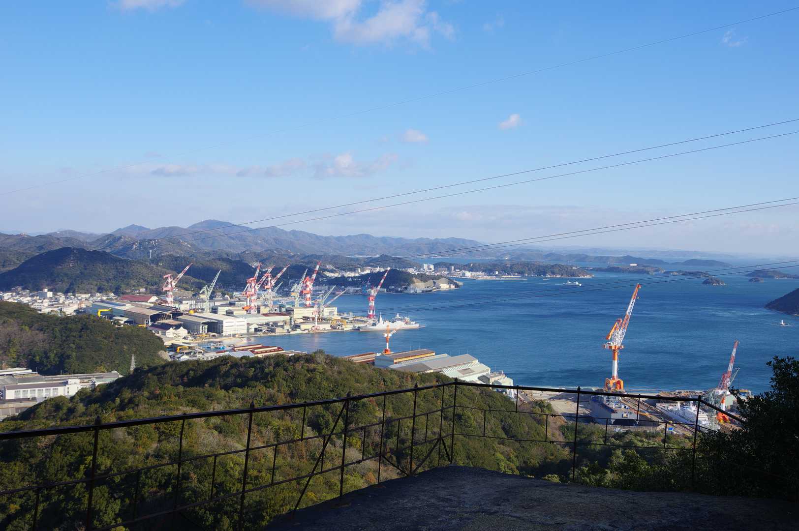 鉄柵八畳岩