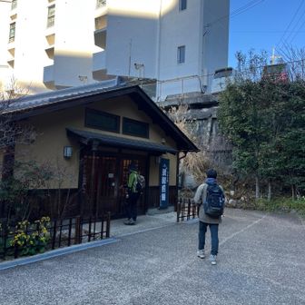 炭酸煎餅🍘屋さんに寄ってみます