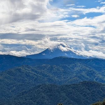 雄阿寒岳遠景
富士のお山のようだ