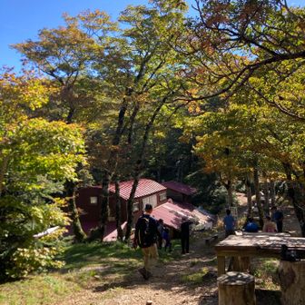 稲村ケ岳🛖山荘