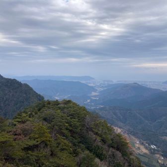 フォ〜〜〜
ムーさん！今度3馬鹿で登りましょう♫