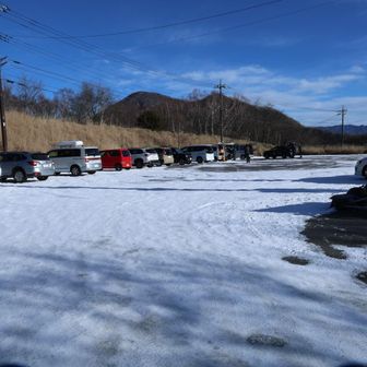 20〜30分ほどで小沼駐車場に到着
ここまで車で上がってくる人が多いみたい