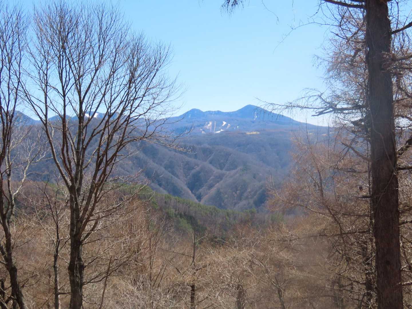 高原山が、見事に見えるところ。
