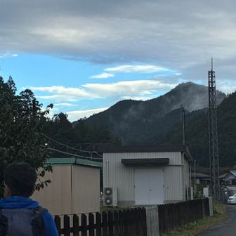 東吾野駅からの出発
青空見えてきた