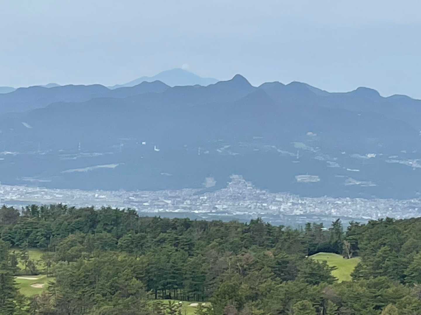 少しあがったところで、浅間山が顔を出してくれた