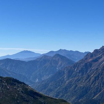 御嶽山、乗鞍岳。こんなに似てたとは👀