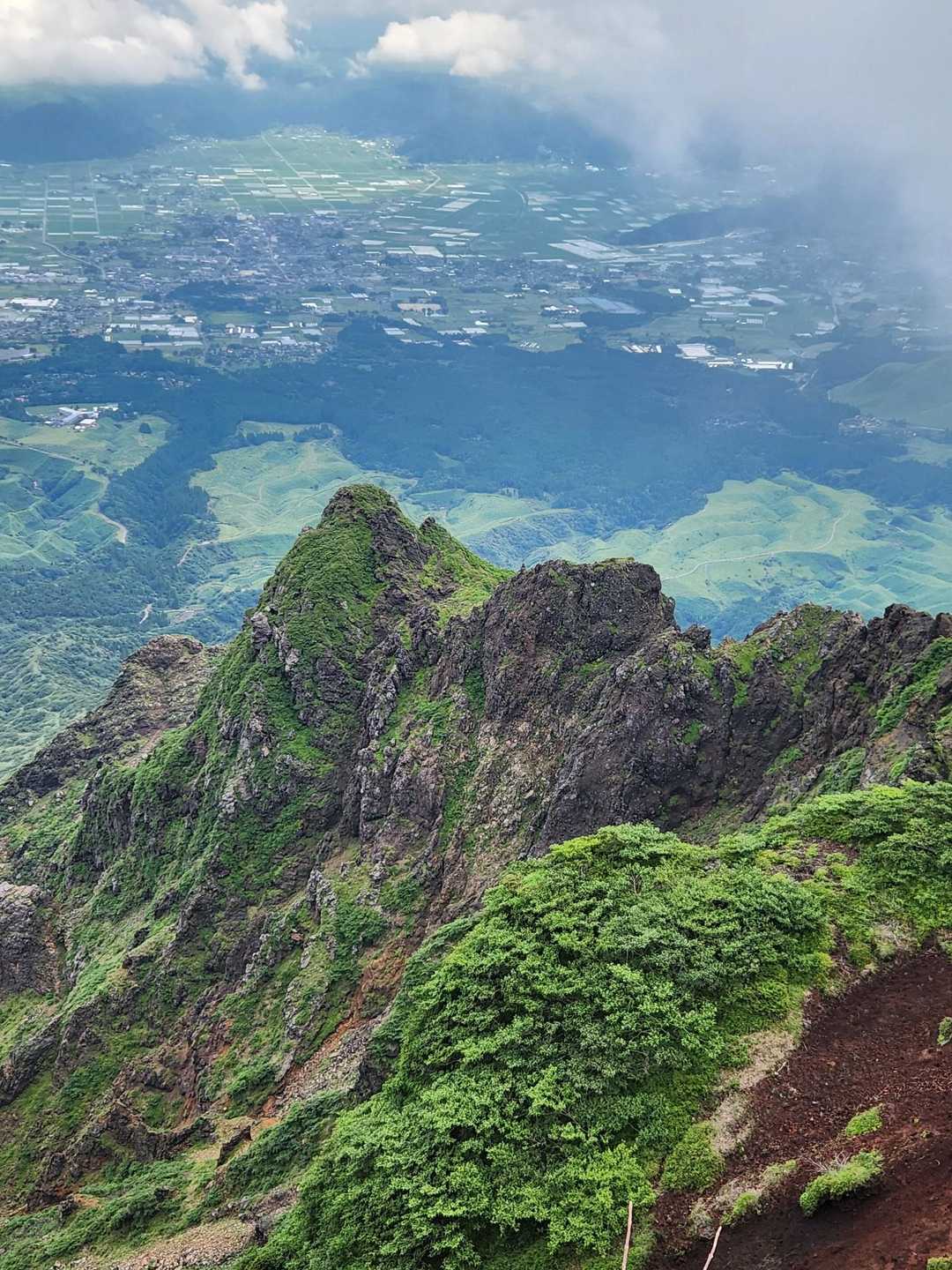 天狗の舞台から見る鷲ヶ峰
イケメンだなあ😍