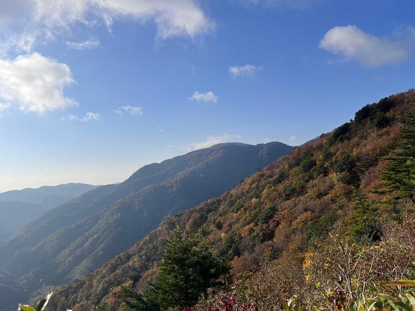展望がひらけて気持ちのいい青空がひろっがった