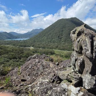 顔なしの石像
ちと怖い
高さも怖い
見晴らしは最高