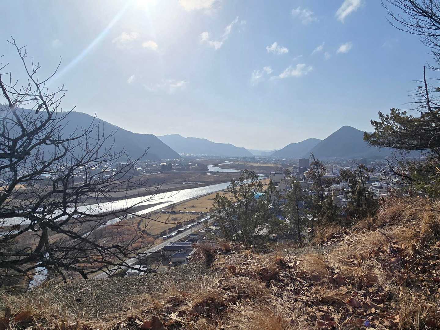今日も快晴🌞
千曲川の水面がキラキラ。