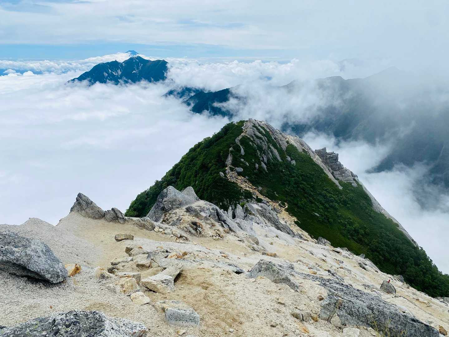 北沢峠-仙水峠-甲斐駒ケ岳-双児山 周回コースの写真