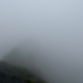 何も見えない